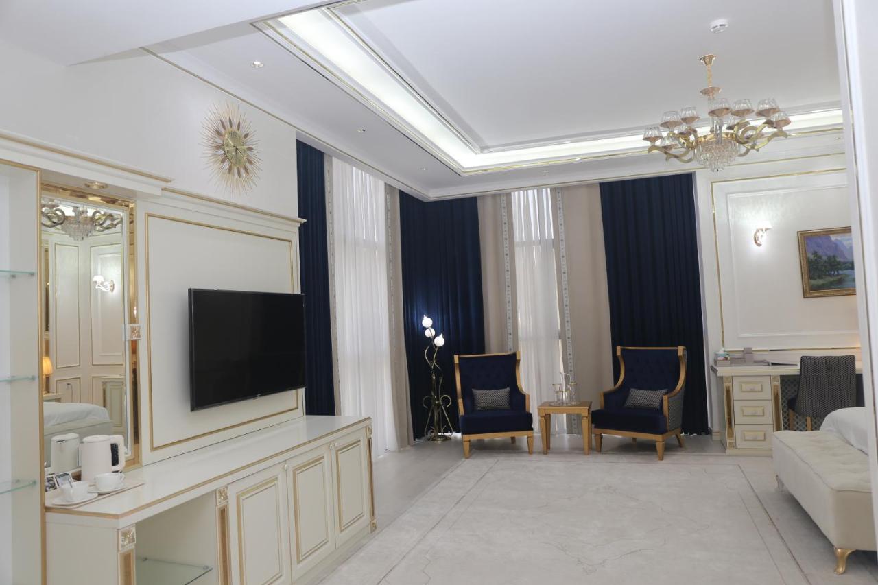 Safo Dushanbe Exterior photo